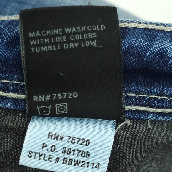 Buckle Black Jeans Bootcut  Womens Size 28 x 32 Mid Rise Med Wash Blue Denim - Picture 12 of 13